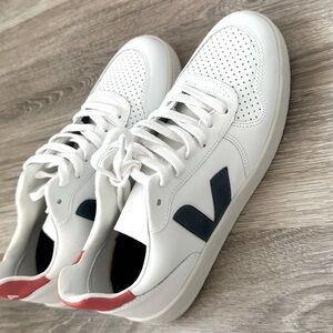 V-10 Leather Lace-Up Sneakers Navy blue - Veja - Size 39EU